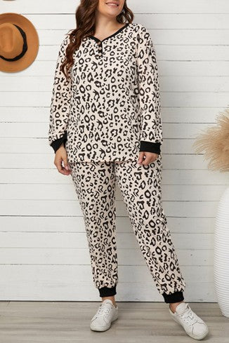 Plus Size 2 pc. Leopard Lounge Set Pajamas