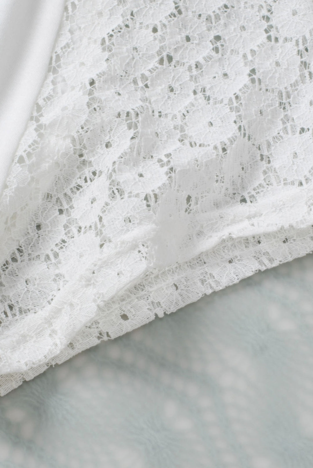 White Keyhole Neckline Eyelet Short Sleeve Top